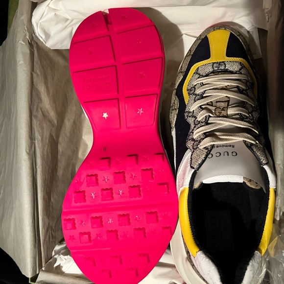 GUCCI RHYTON MONOGRAM SNEAKER - Picture 4 of 6